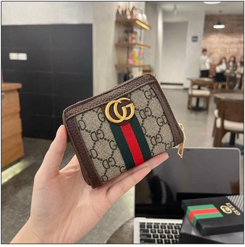 شحن مجانا ....محفظة غوتشي مونوغرام، جلد بني، مخططة باللونين الأحمر والأخضر، 19 سم Gucci high Quality