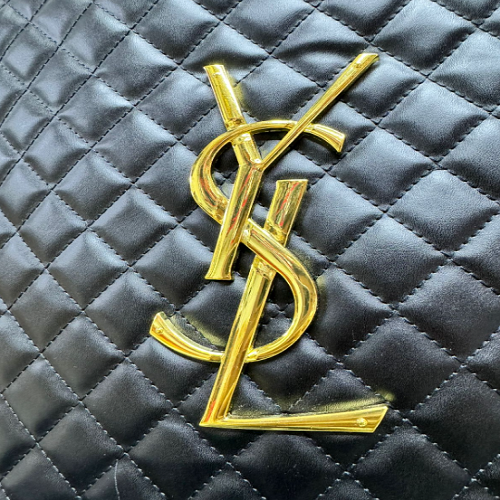 حقيبة سان لوران ايفنت  Yves Saint Laurent..حقيبة كتف ومحفظة نسائية فاخرة — تصميم مبطن جلد صناعي هاي كوالتي مستوحى من Saint Laurent، لمسات معدنية ذهبية، حقيبة داخلية بسحاب، تصميم أنيق عملي يومي